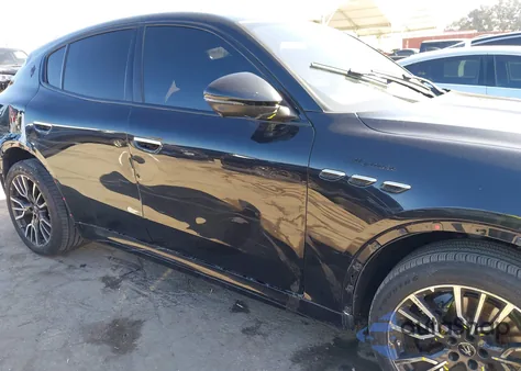 2023 Maserati Grecale Modena from USA, damaged, VIN ZN682AVM7P7429005